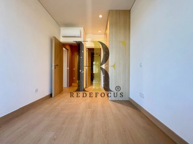 Apartamento T2 para Venda em Fânzeres e São Pedro da Cova Foto 12