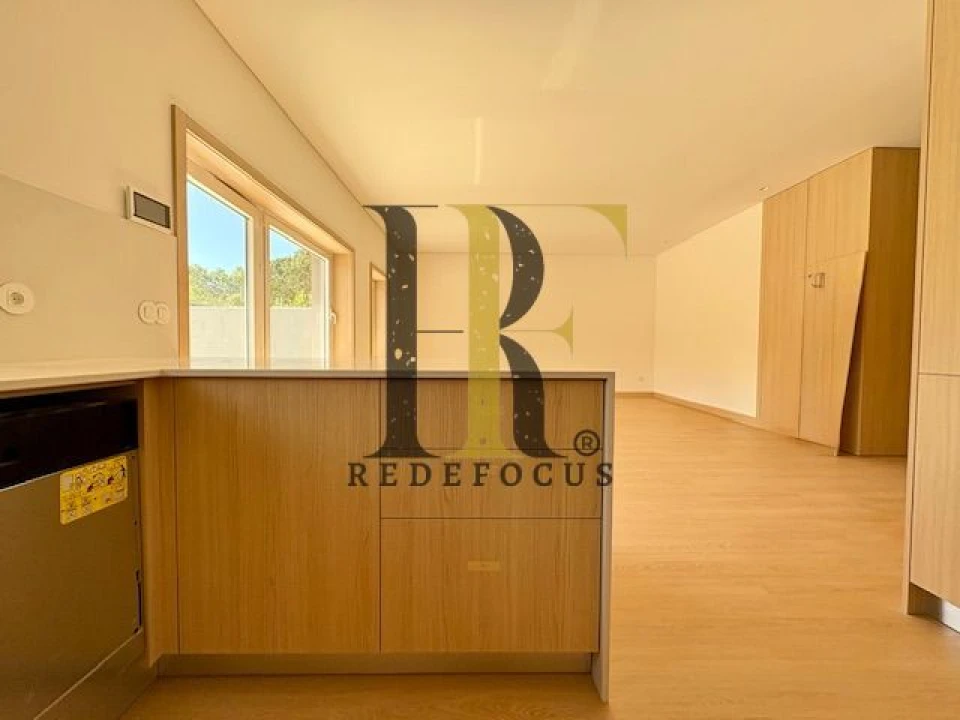 Apartamento T2 para Venda em Fânzeres e São Pedro da Cova Foto 7