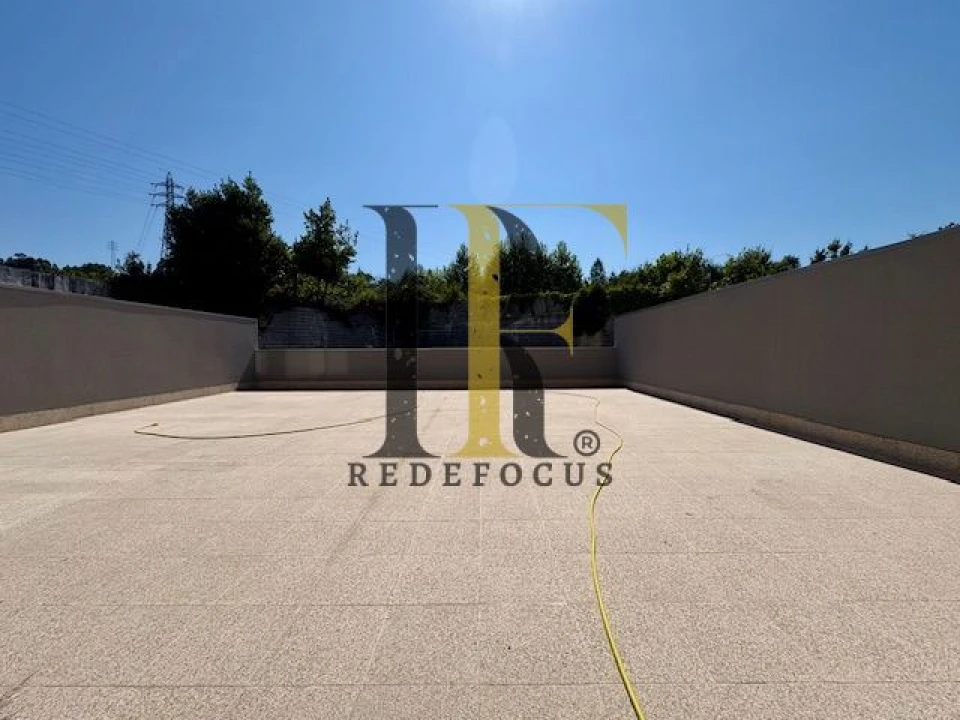 Apartamento T2 para Venda em Fânzeres e São Pedro da Cova Foto 15