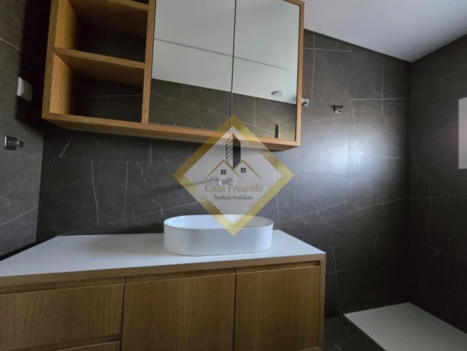 Apartamento T1 para Arrendamento em Mafamude e Vilar do Paraíso Foto 14