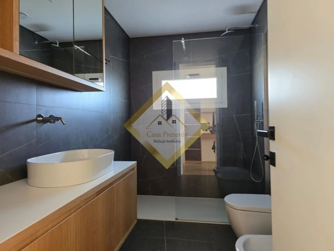 Apartamento T1 para Arrendamento em Mafamude e Vilar do Paraíso Foto 13