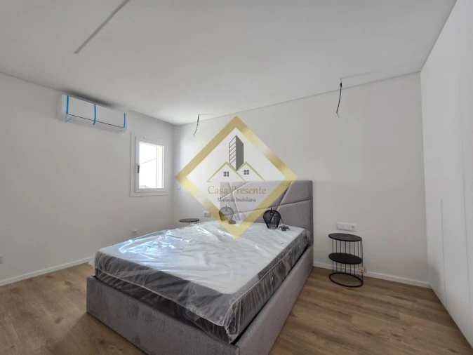 Apartamento T1 para Arrendamento em Mafamude e Vilar do Paraíso Foto 33