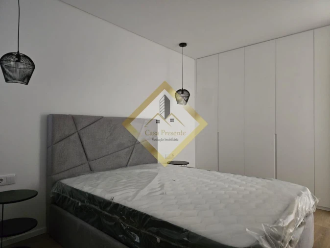 Apartamento T1 para Arrendamento em Mafamude e Vilar do Paraíso Foto 17