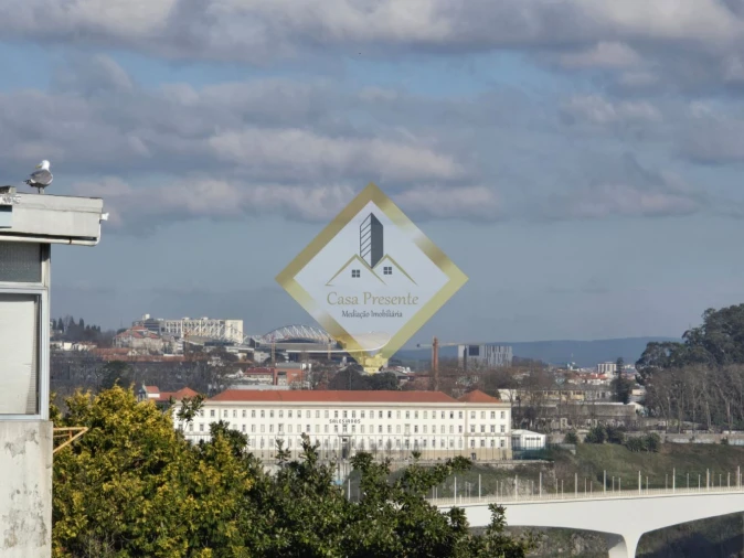 Apartamento T1 para Arrendamento em Mafamude e Vilar do Paraíso Foto 23