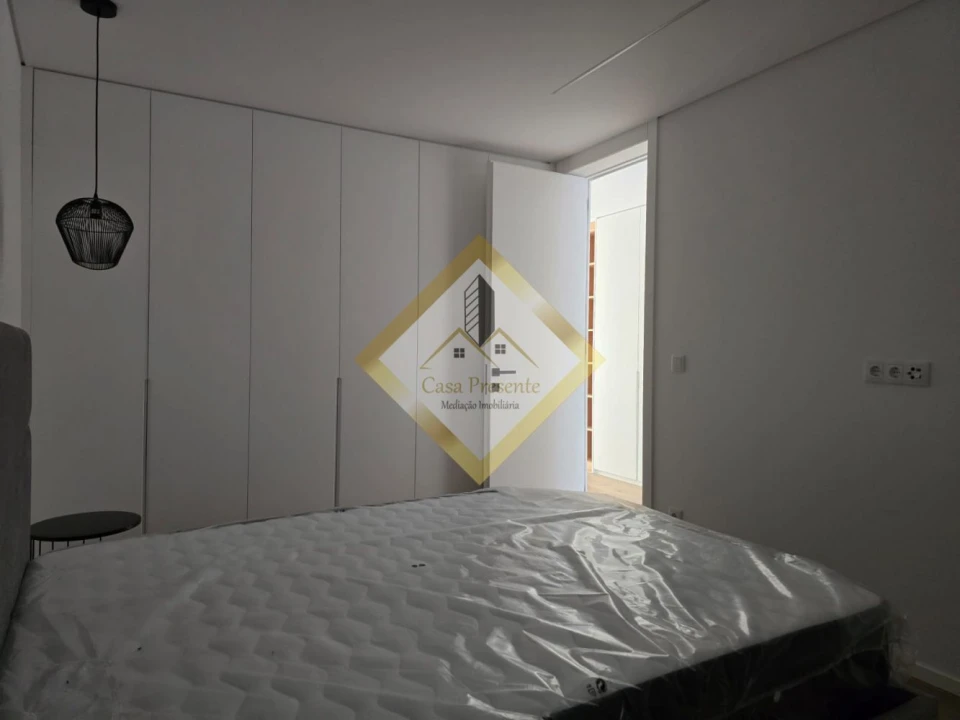 Apartamento T1 para Arrendamento em Mafamude e Vilar do Paraíso Foto 15