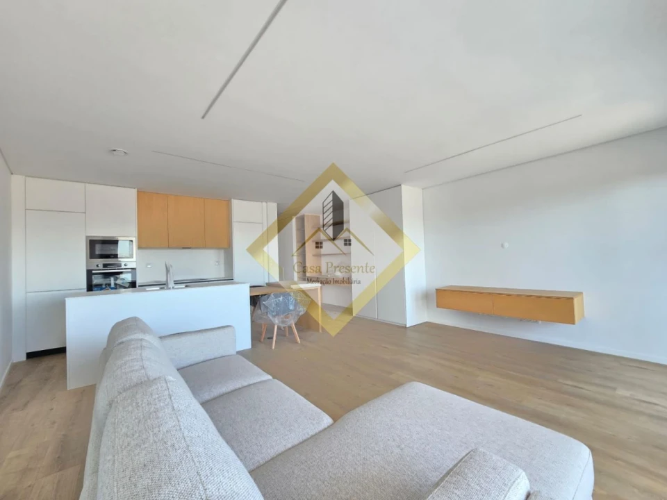 Apartamento T1 para Arrendamento em Mafamude e Vilar do Paraíso Foto 2