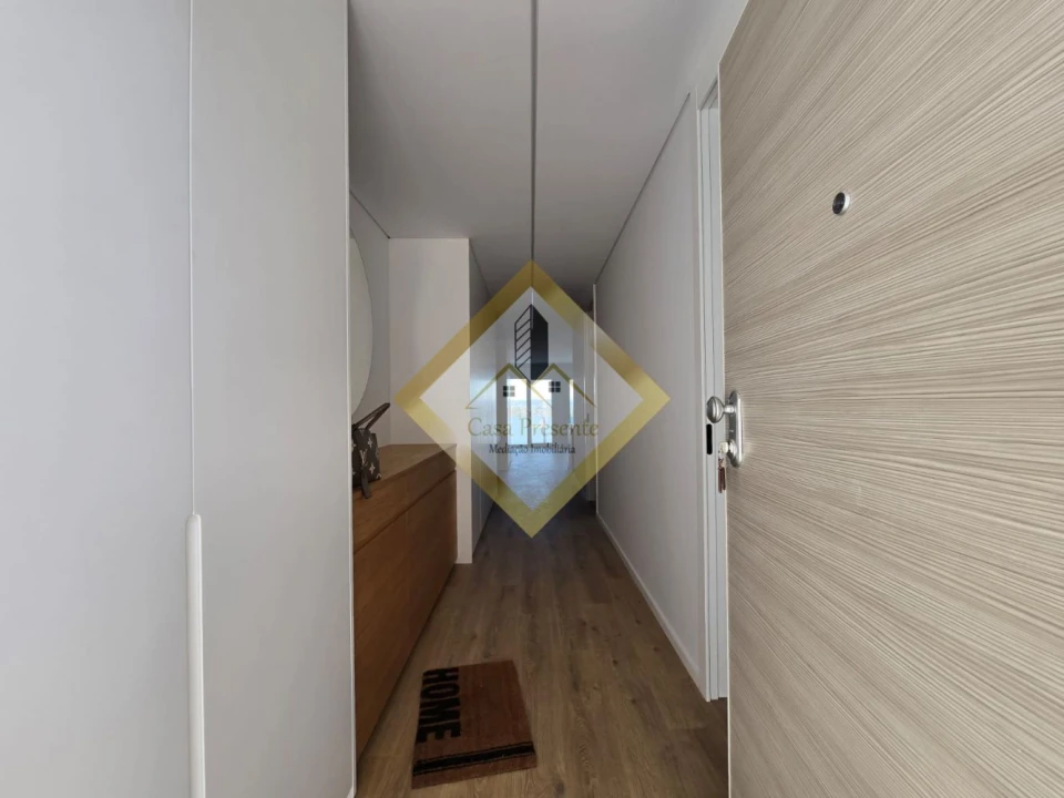 Apartamento T1 para Arrendamento em Mafamude e Vilar do Paraíso Foto 10