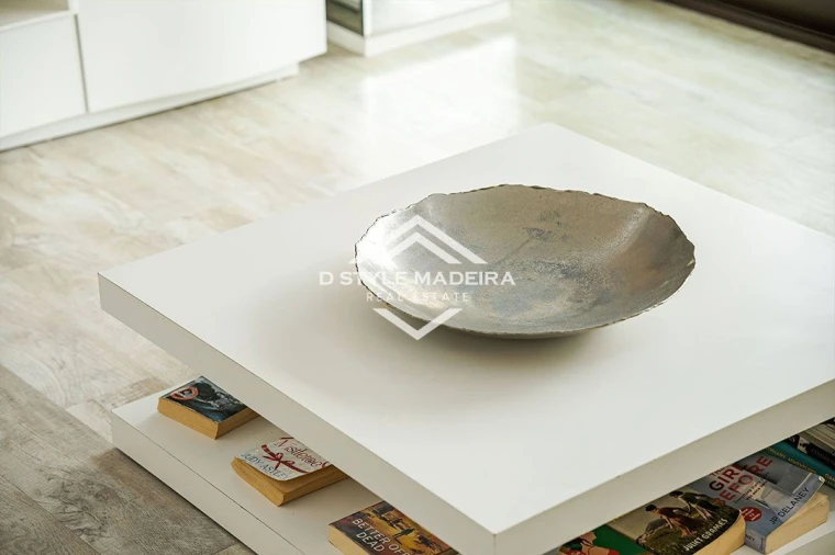 Apartamento T2 para Arrendamento em São Martinho Foto 5