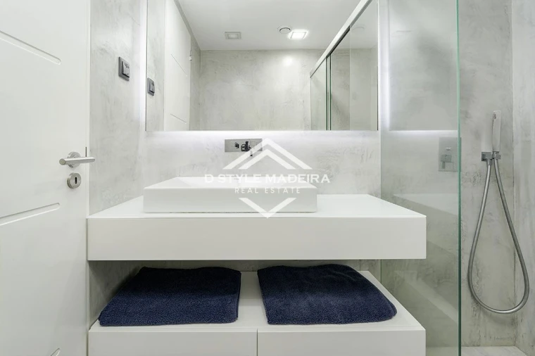 Apartamento T2 para Arrendamento em São Martinho Foto 10