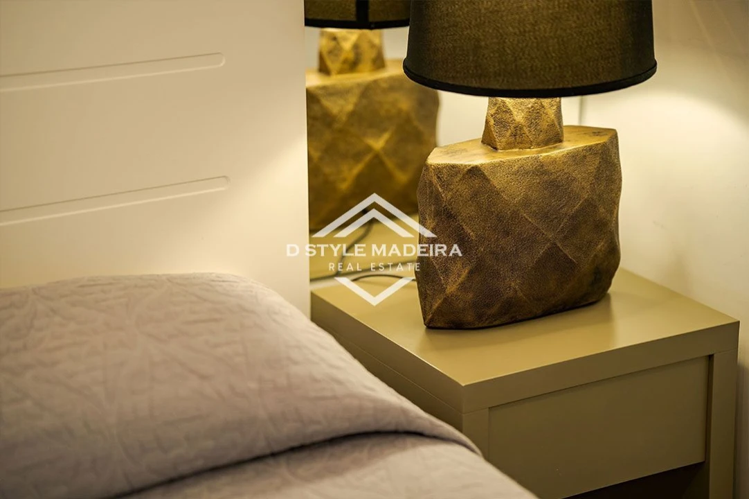 Apartamento T2 para Arrendamento em São Martinho Foto 16