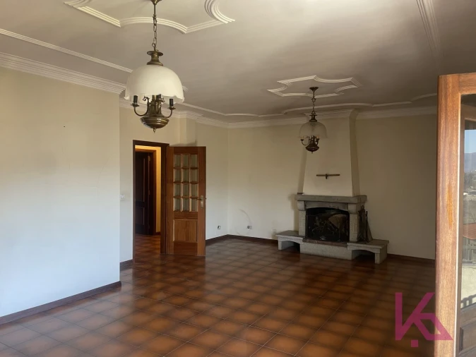 Moradia T4 para Venda em Jazente Foto 5