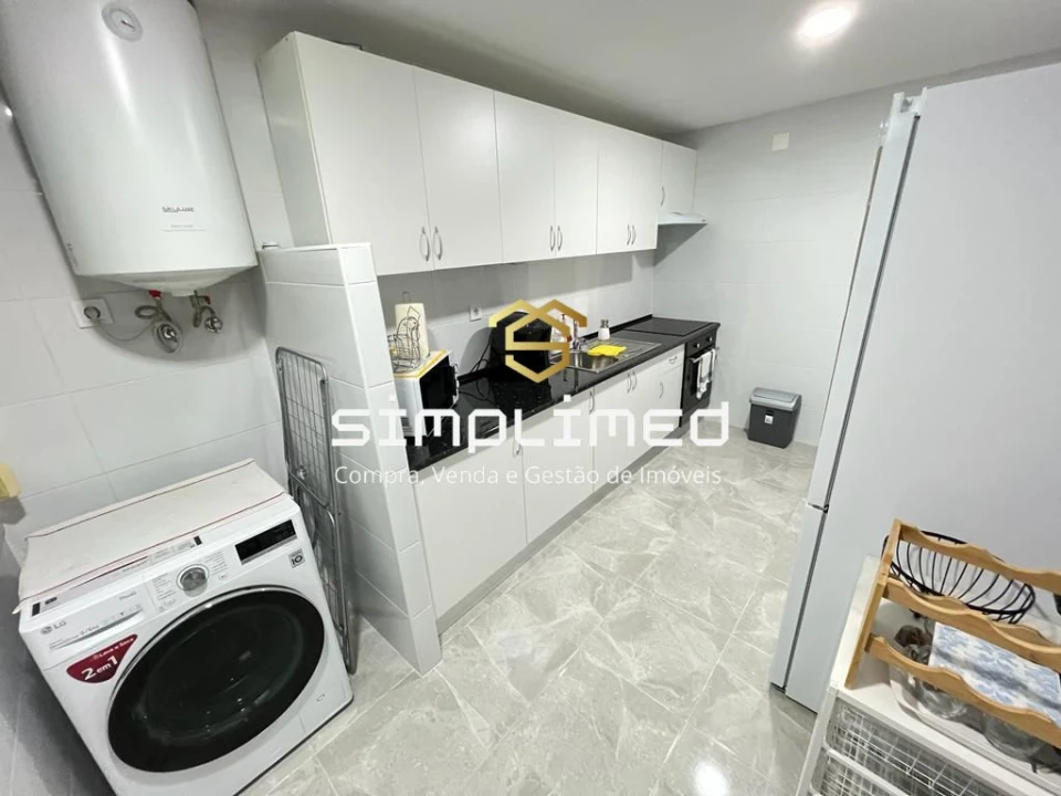 Apartamento T2 para Venda em Barreiro e Lavradio Foto 2