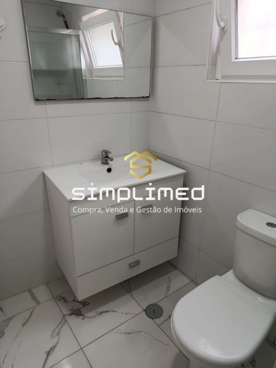 Apartamento T2 para Venda em Barreiro e Lavradio Foto 19