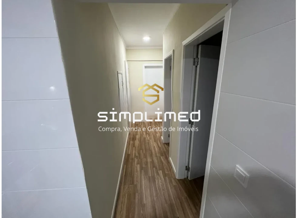 Apartamento T2 para Venda em Barreiro e Lavradio Foto 14