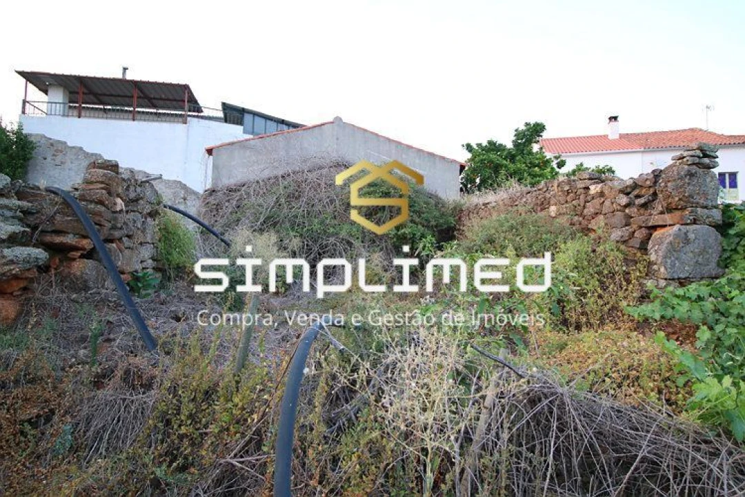 Moradia T4 para Venda em Três Povos Foto 21