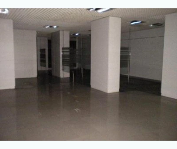 Loja para Venda em Cidade da Maia