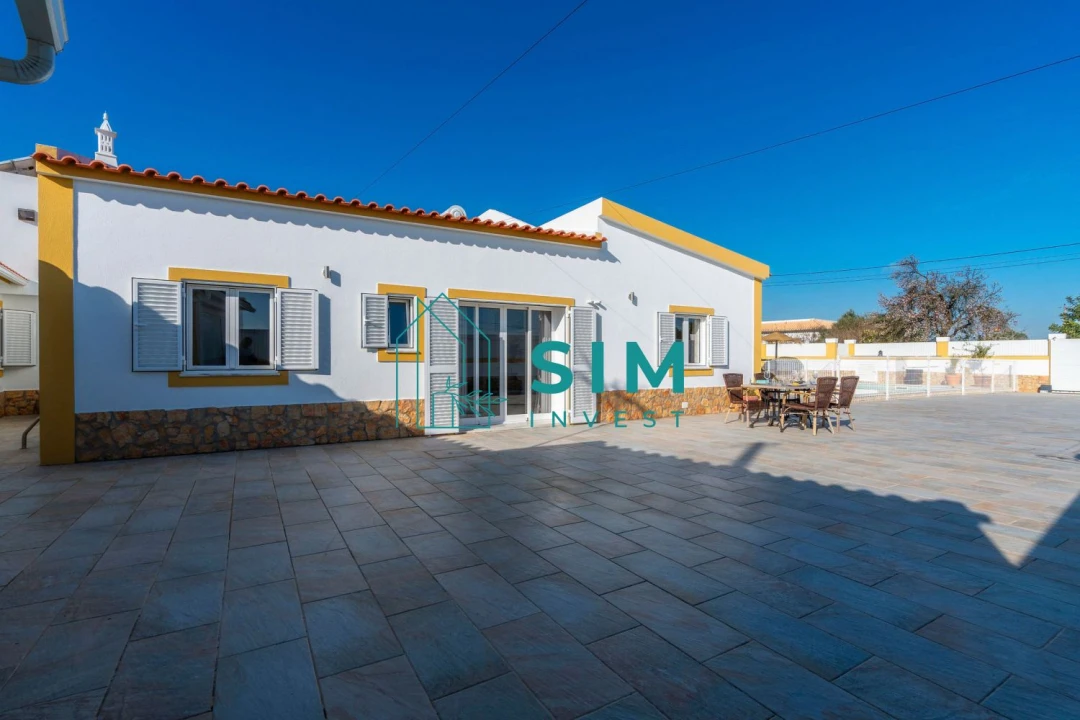 Moradia T5 para Venda em Vila Nova de Cacela Foto 4