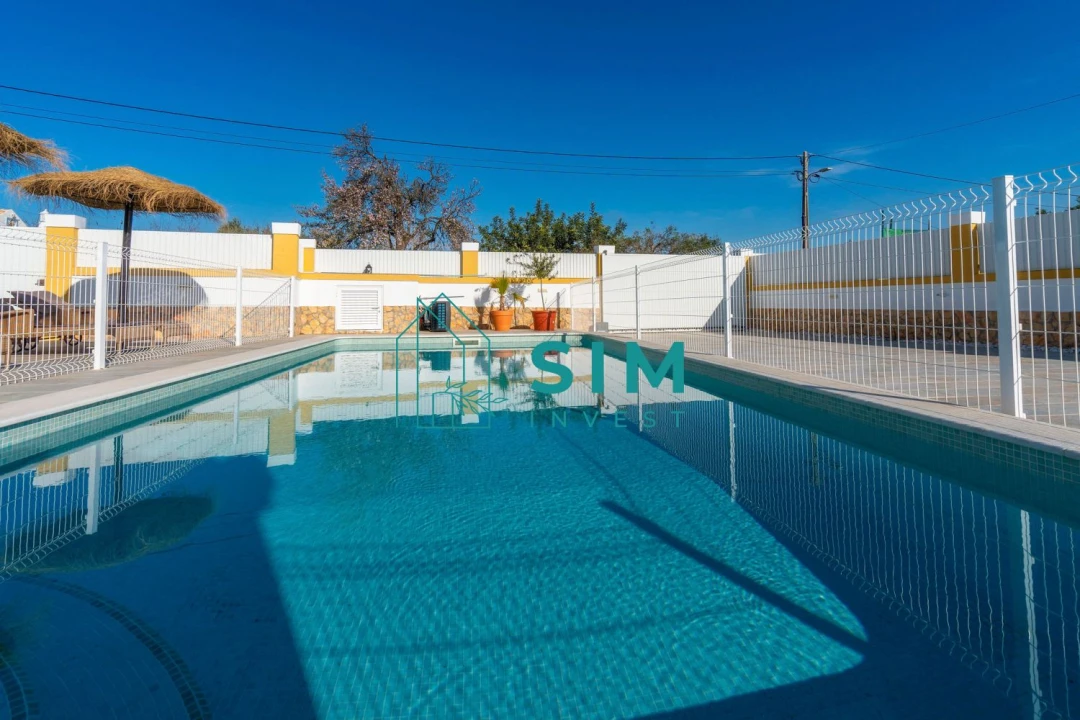 Moradia T5 para Venda em Vila Nova de Cacela Foto 2