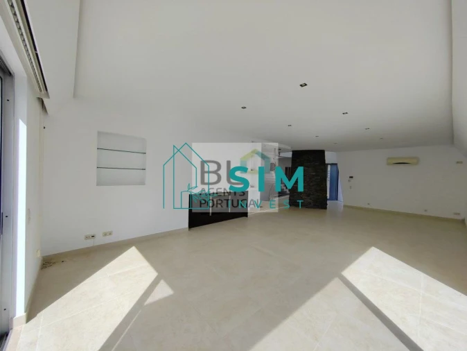 Moradia T4 para Venda em Tavira (Santa Maria e Santiago) Foto 9