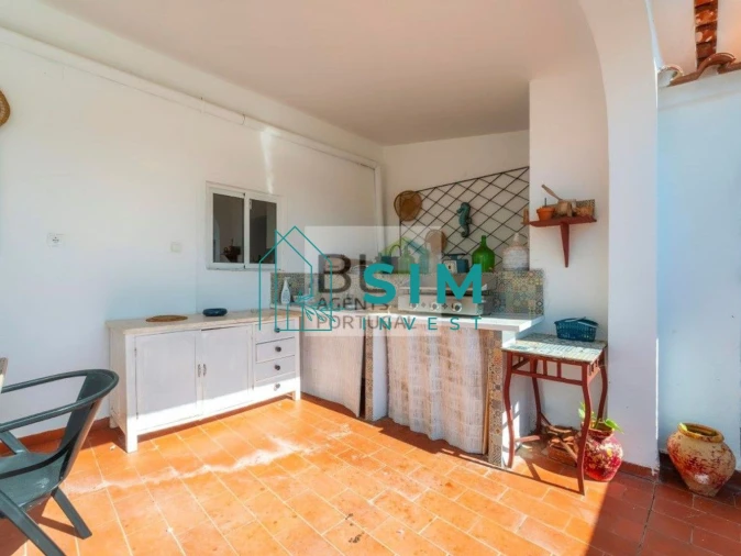 Moradia T3 para Venda em Quelfes Foto 6