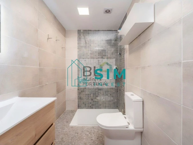 Moradia T3 para Venda em Quelfes Foto 34