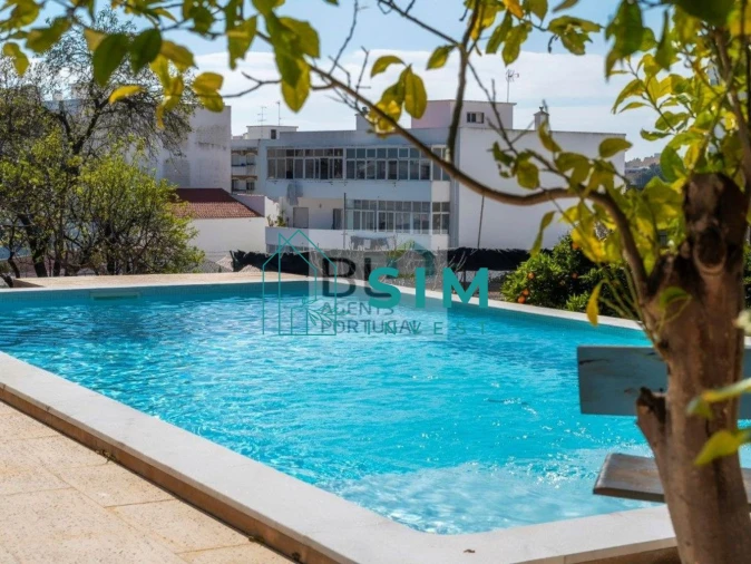 Moradia T3 para Venda em Quelfes Foto 35