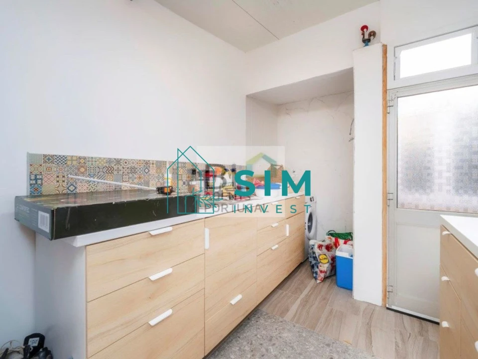 Moradia T3 para Venda em Quelfes Foto 33