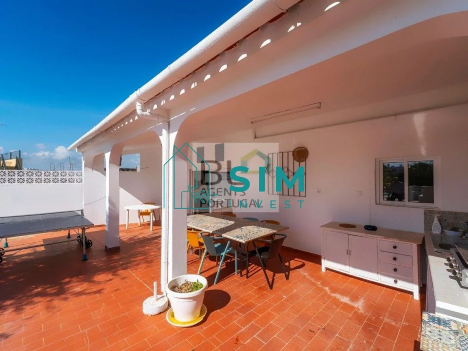 Moradia T3 para Venda em Quelfes Foto 5