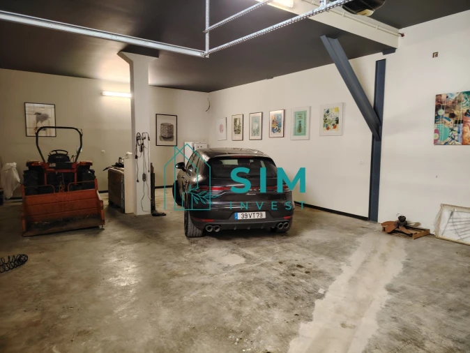 Moradia T4 para Venda em Quelfes Foto 50