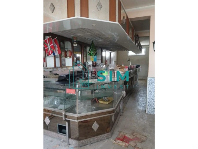 Loja para Venda em Olhão Foto 7