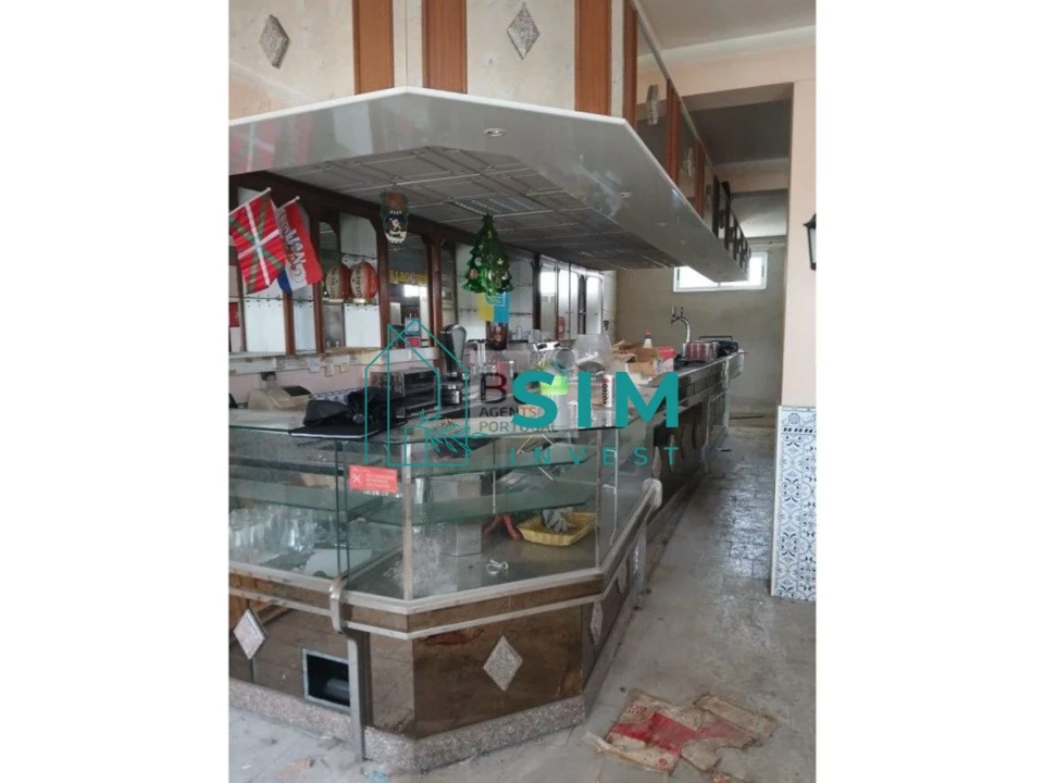 Loja para Venda em Olhão Foto 7