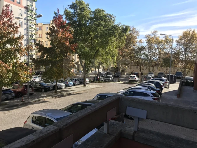 Apartamento T2 para Venda em Caparica e Trafaria Foto 2