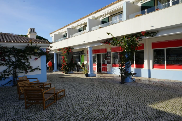 Moradia T3 para Venda em Cascais e Estoril Foto 9