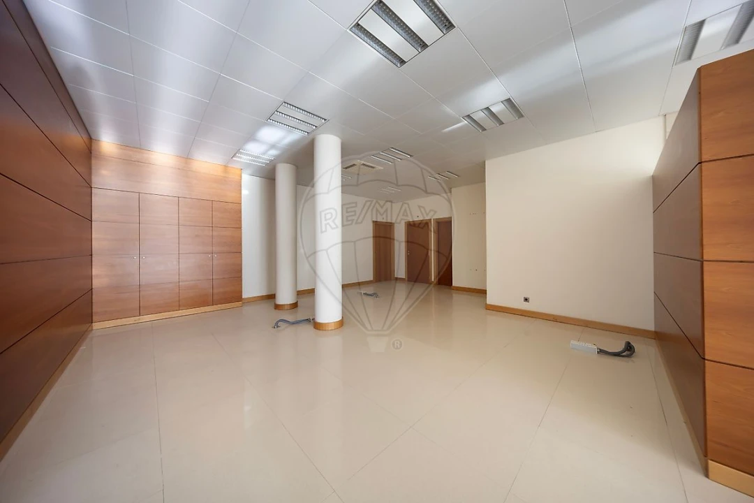 Loja para Arrendamento em Cartaxo e Vale da Pinta Foto 11