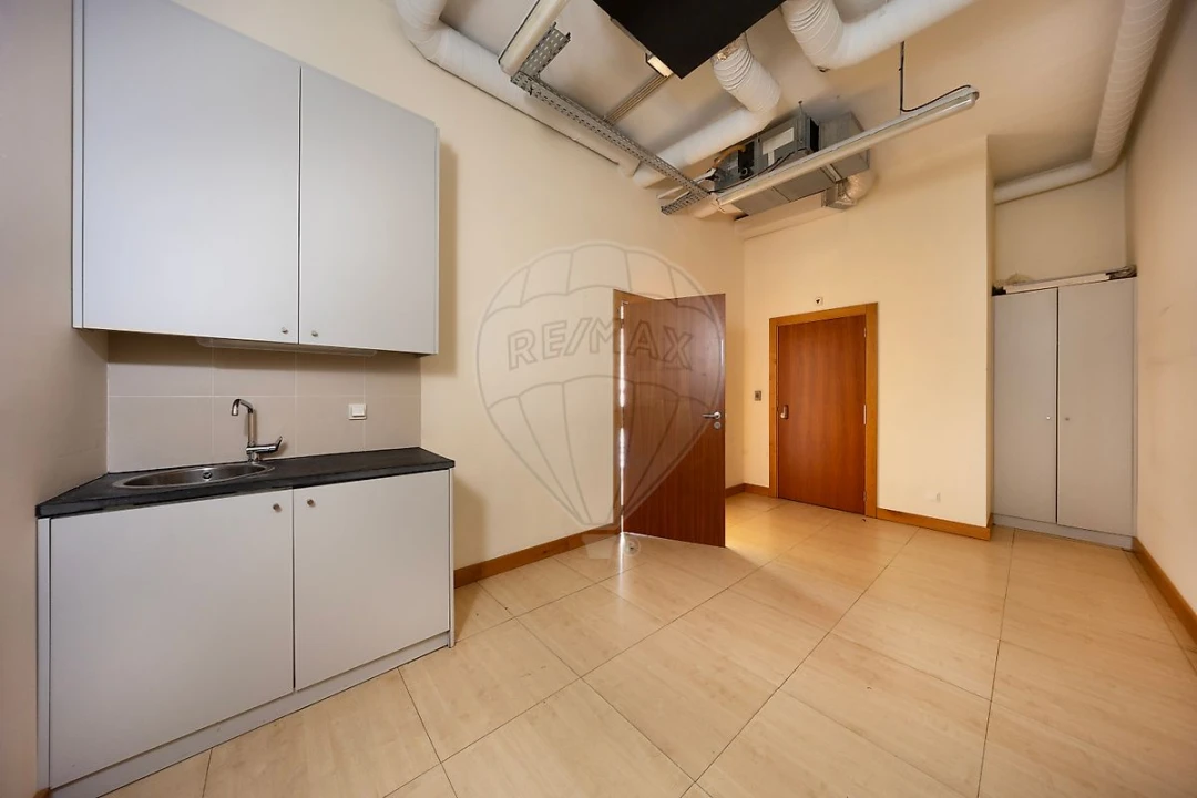 Loja para Arrendamento em Cartaxo e Vale da Pinta Foto 6