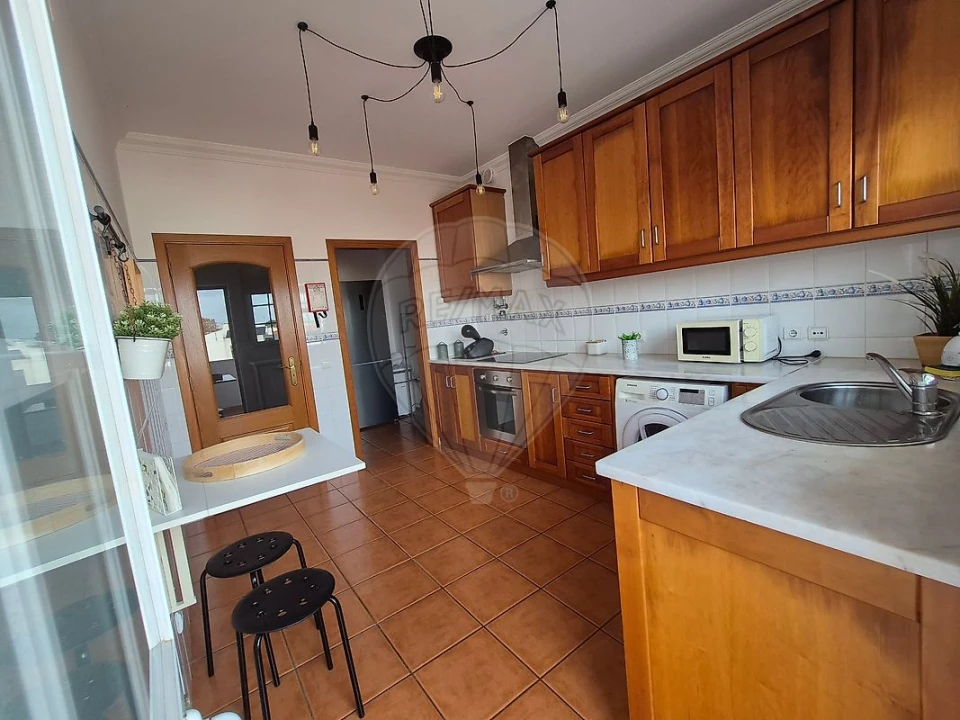 Apartamento T2 para Venda em Almeirim Foto 4