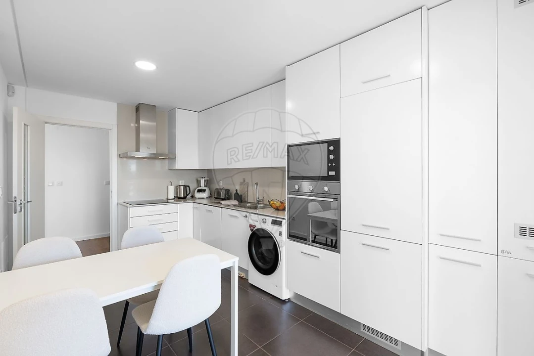 Apartamento T1 para Venda em Seixal, Arrentela e Aldeia de Paio Pires Foto 6