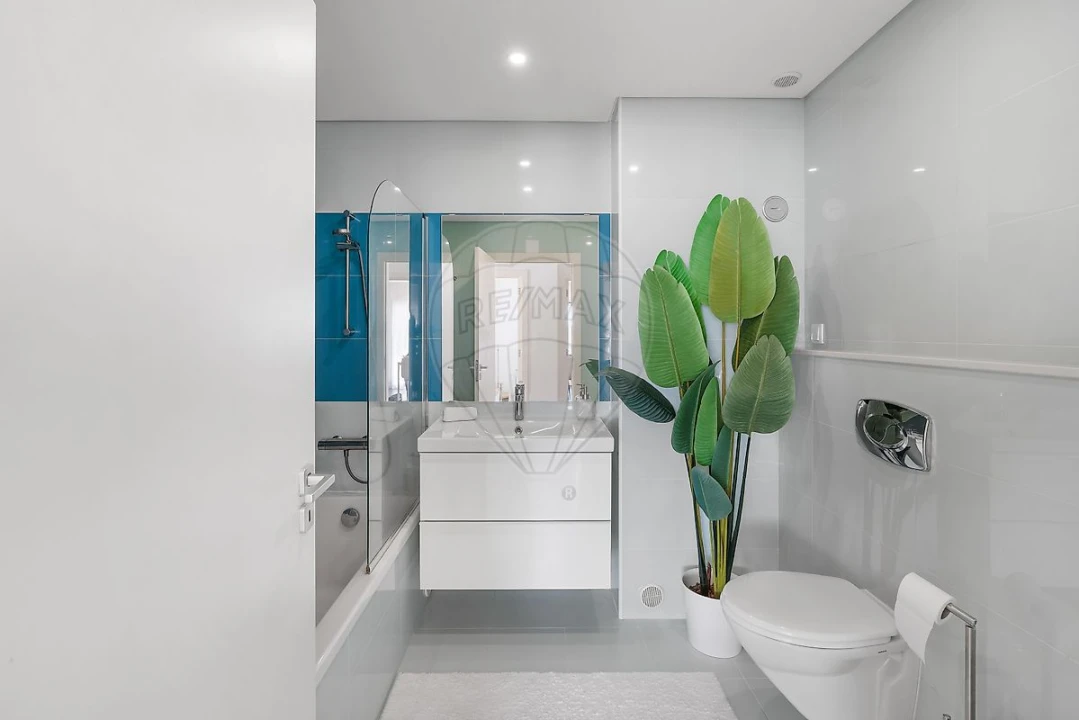 Apartamento T1 para Venda em Seixal, Arrentela e Aldeia de Paio Pires Foto 12