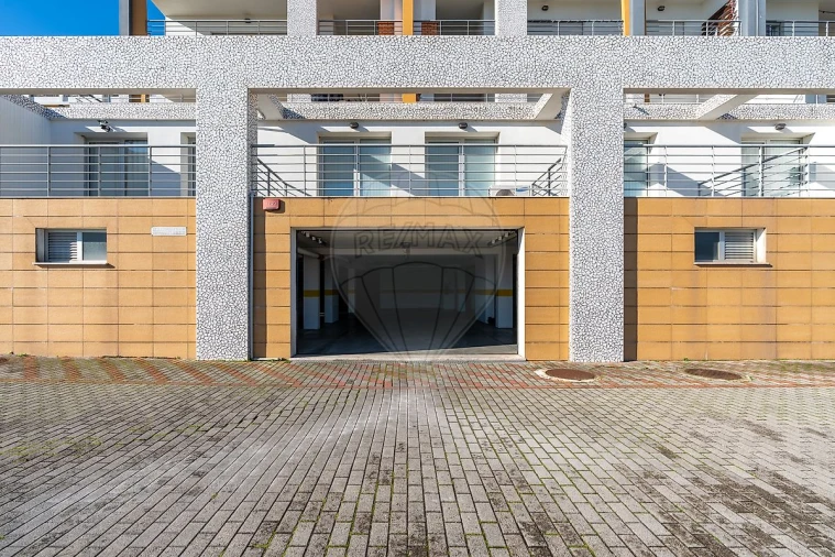 Apartamento T1 para Venda em Seixal, Arrentela e Aldeia de Paio Pires Foto 27