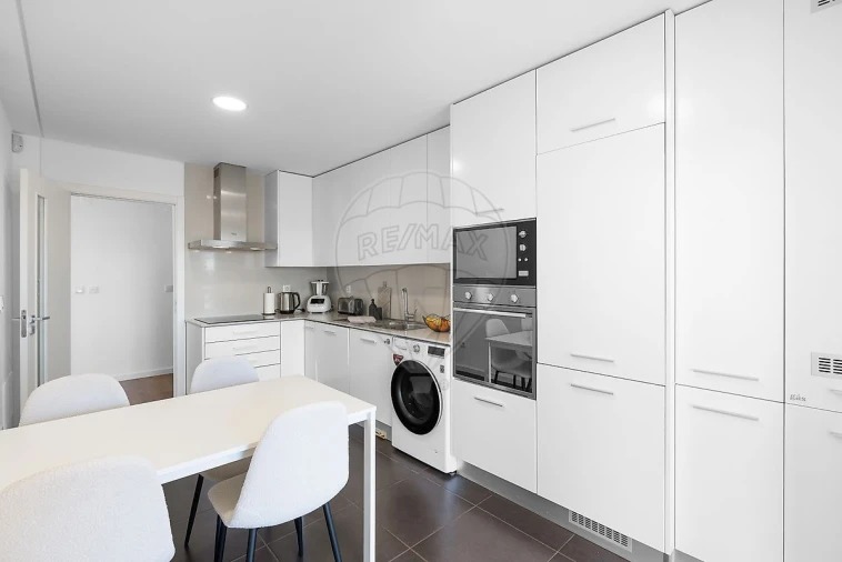 Apartamento T1 para Venda em Seixal, Arrentela e Aldeia de Paio Pires Foto 6