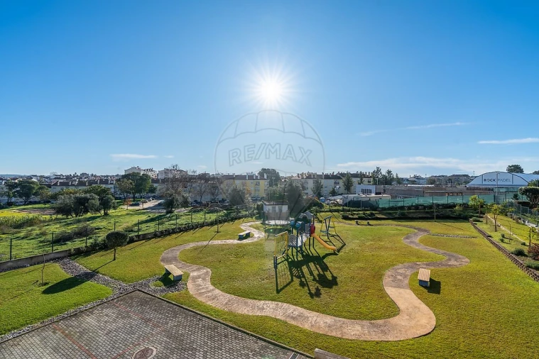 Apartamento T1 para Venda em Seixal, Arrentela e Aldeia de Paio Pires Foto 10