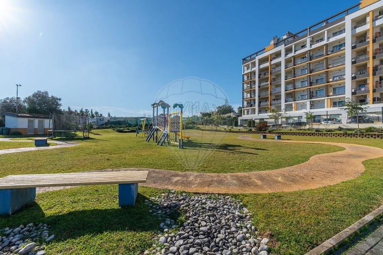 Apartamento T1 para Venda em Seixal, Arrentela e Aldeia de Paio Pires Foto 25