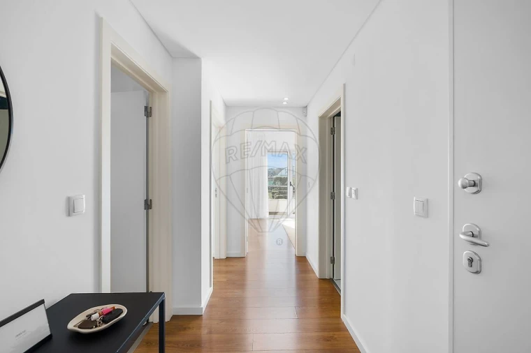 Apartamento T1 para Venda em Seixal, Arrentela e Aldeia de Paio Pires Foto 3