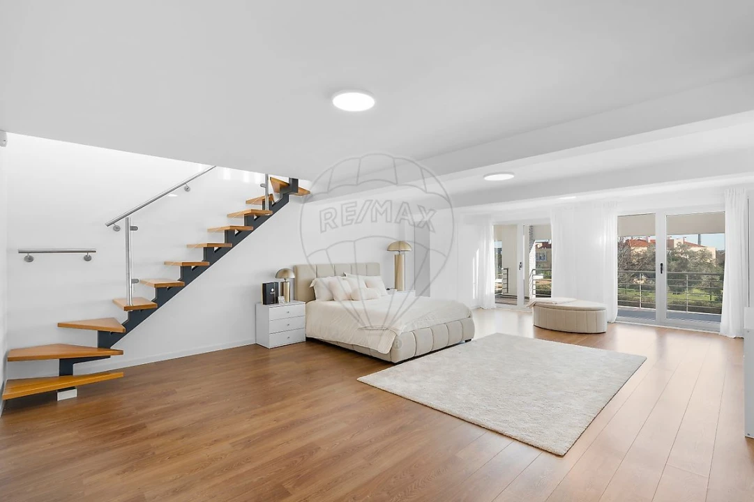 Apartamento T1 para Venda em Seixal, Arrentela e Aldeia de Paio Pires Foto 1