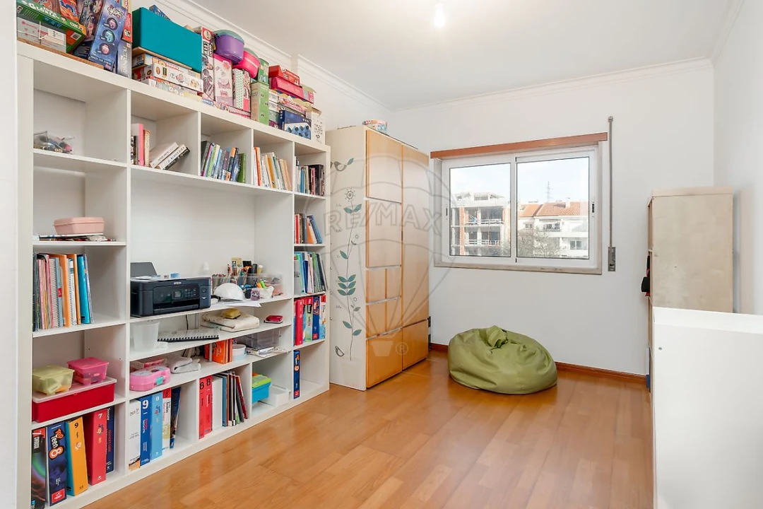 Apartamento T3 para Venda em Palhais e Coina Foto 20