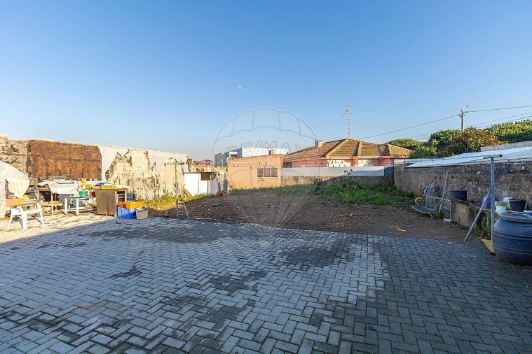 Moradia T2 para Venda em São Felix da Marinha Foto 19