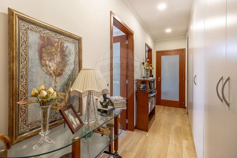 Moradia T2 para Venda em São Felix da Marinha Foto 10