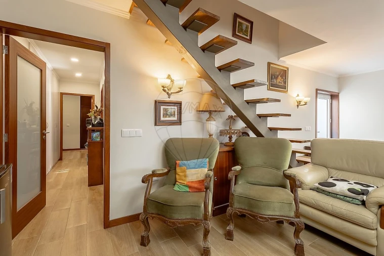 Moradia T2 para Venda em São Felix da Marinha Foto 5