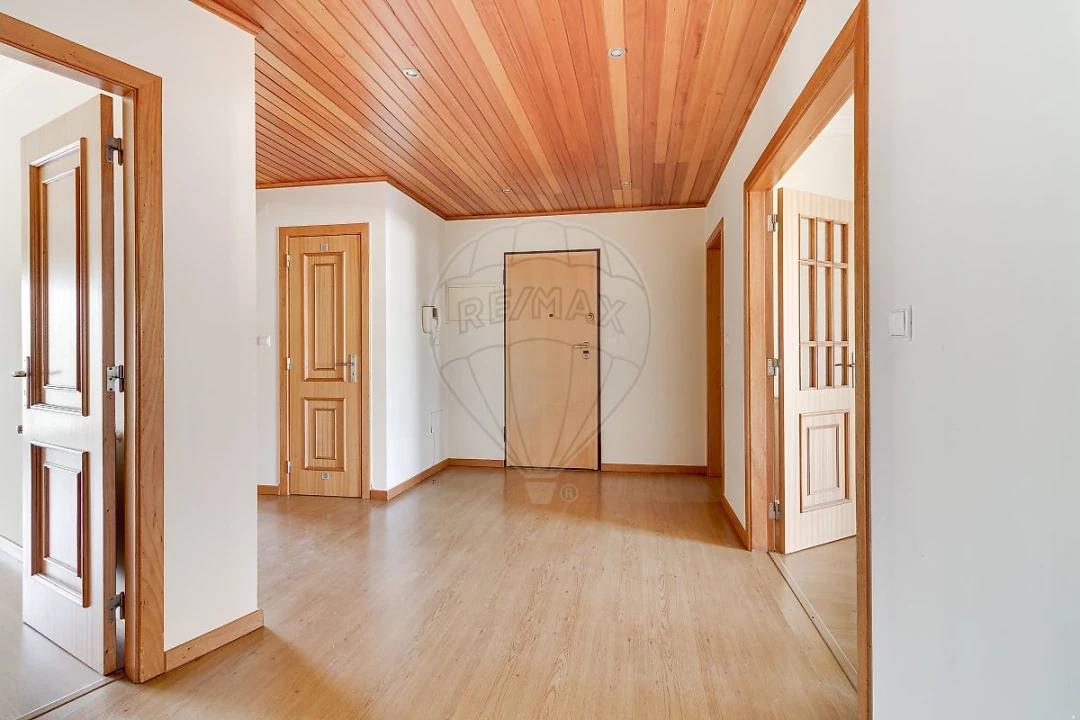 Apartamento T3 para Venda em Águas Livres Foto 20