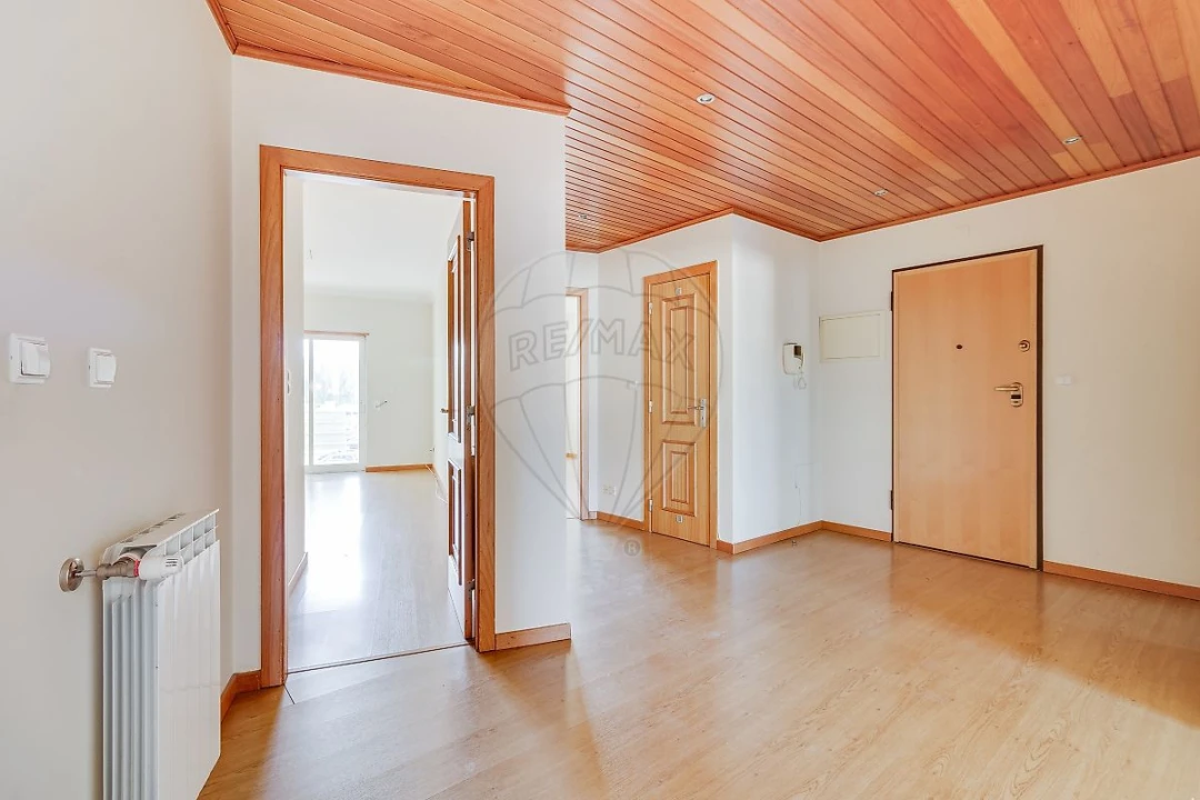 Apartamento T3 para Venda em Águas Livres Foto 15